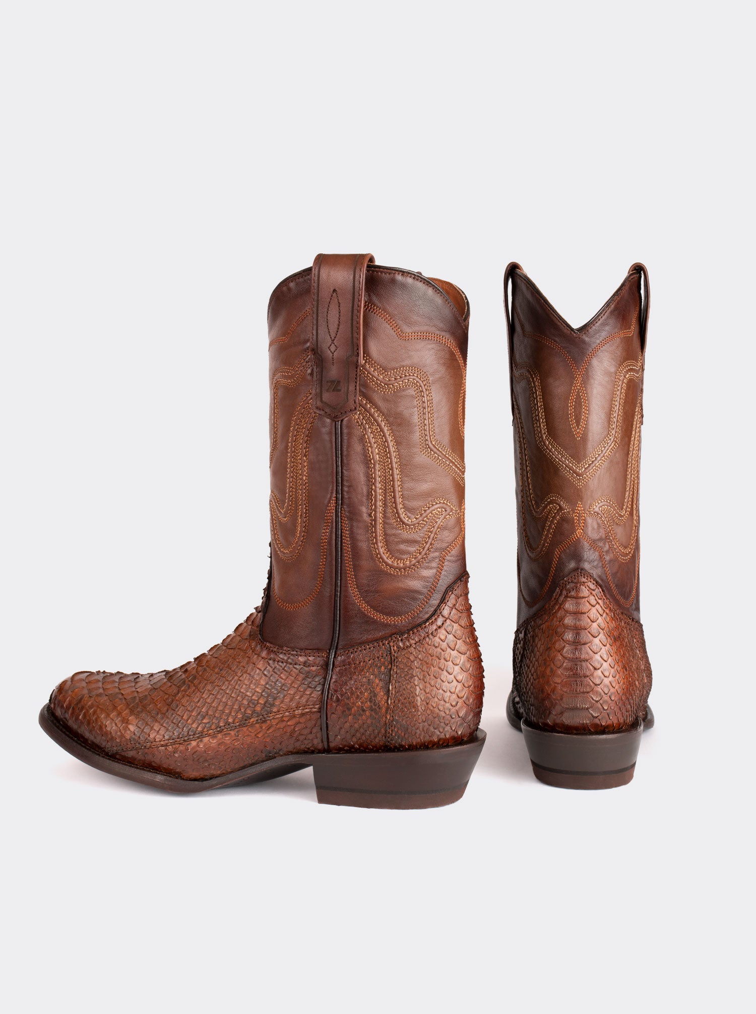 Bota Vaquera con Suela de Cuero en Piel Genuina de Pitón Caramel Estilo 1055