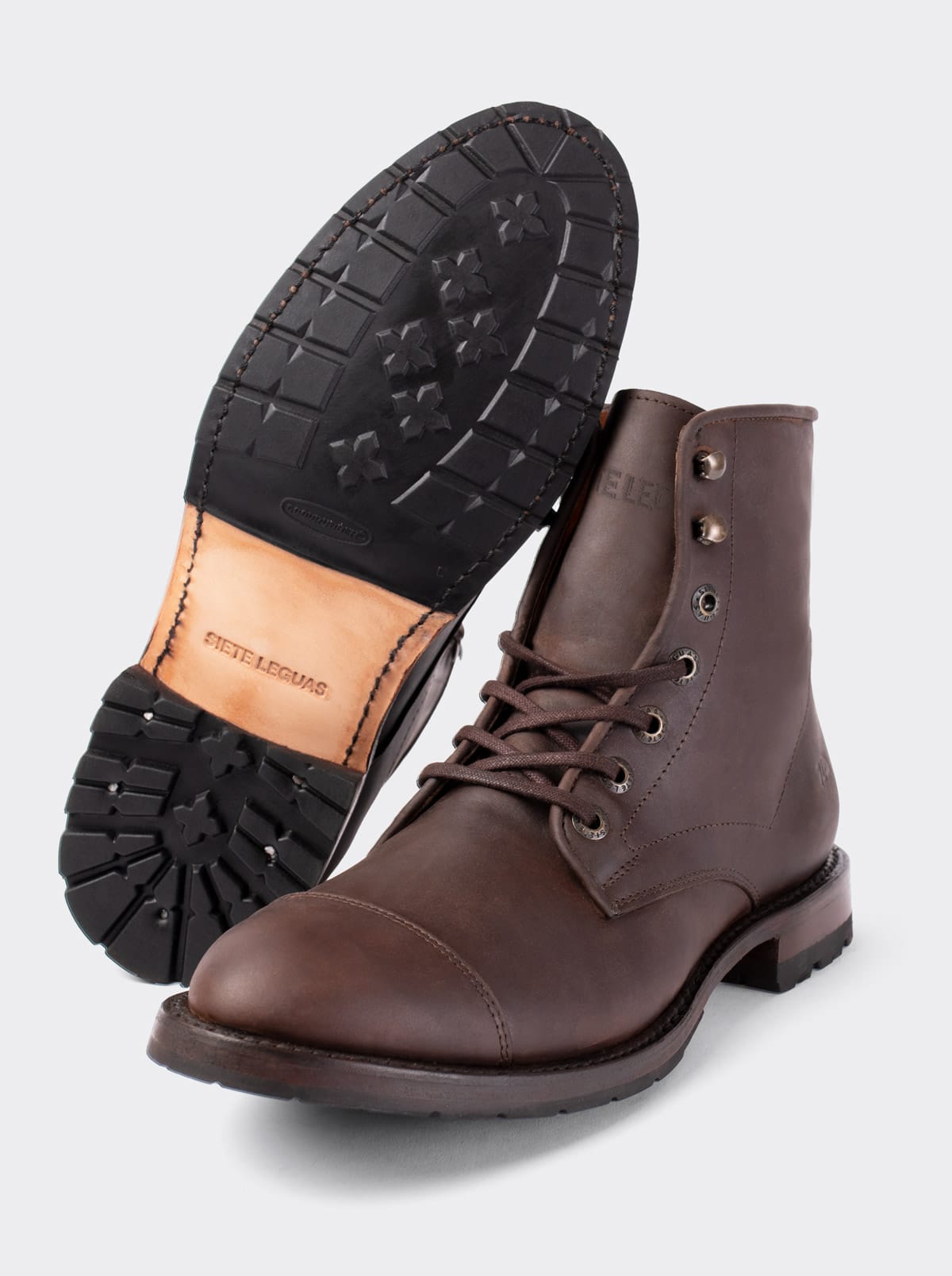 Botín Cap Toe con Suela Doble Vida Track Crazy Café Estilo 6304