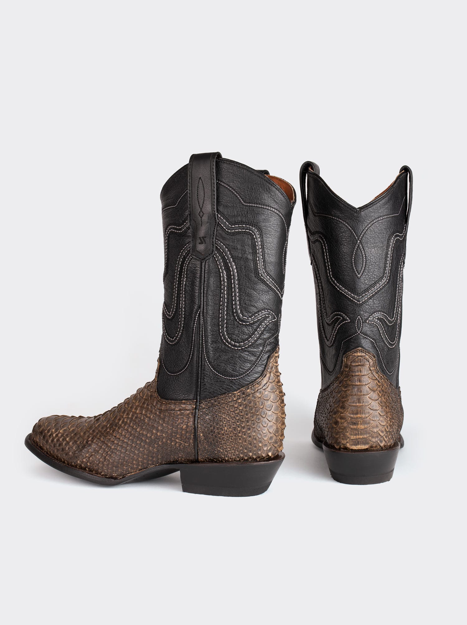 Bota Vaquera con Suela de Cuero en Piel Genuina de Pitón Taupe Estilo 1055