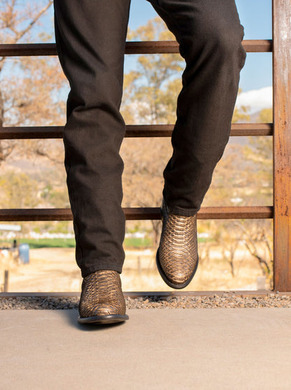 Bota Vaquera con Suela de Cuero en Piel Genuina de Pitón Taupe Estilo 1055